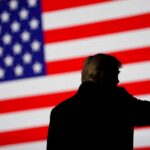 Trump sugiere aranceles del 80% a China, mercados reaccionan con negociaciones comerciales programadas